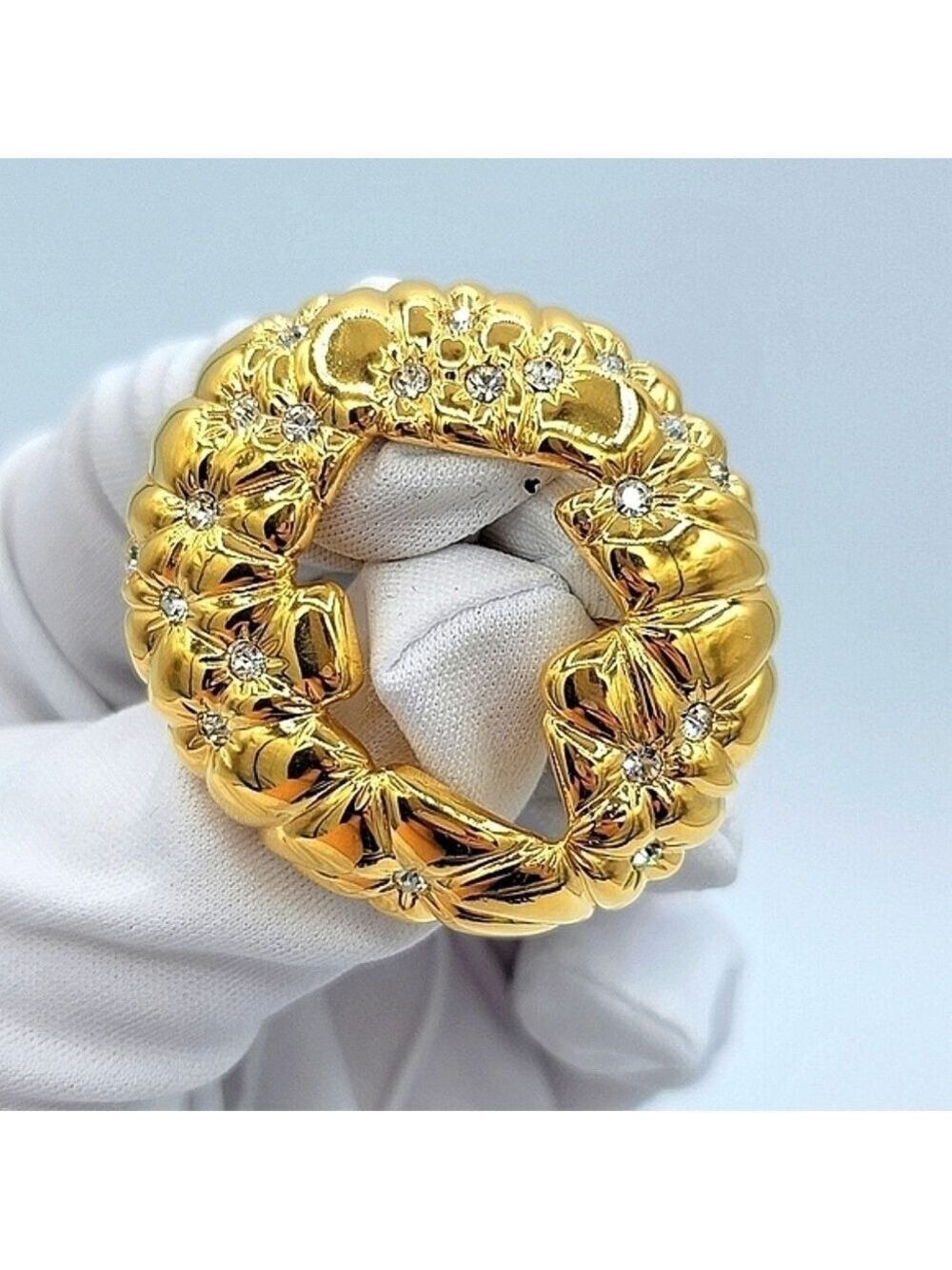 Swarovski Swan Vintage Gold Tone Crystal Brooch #847